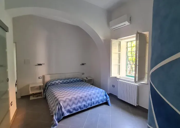 Victoria Secret Garden Pensión 3*